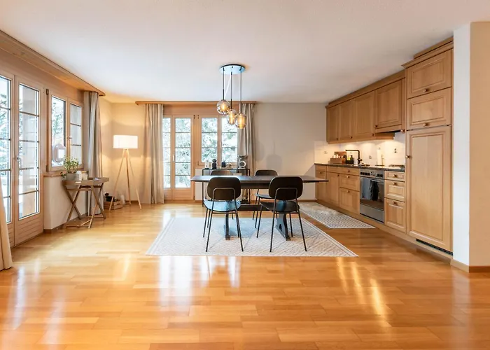 Homely - Naehe Terminal * 格林德瓦