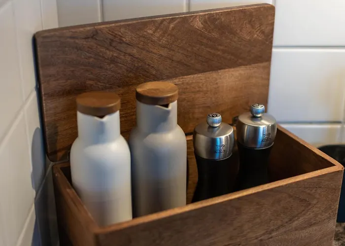 Homely - Naehe Terminal 格林德瓦