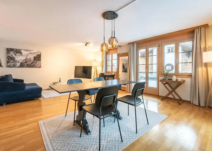 Homely - Naehe Terminal Apartament *